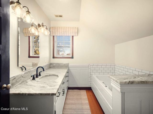 3351 W Lone Pine Rd, Tekoa, WA 99033