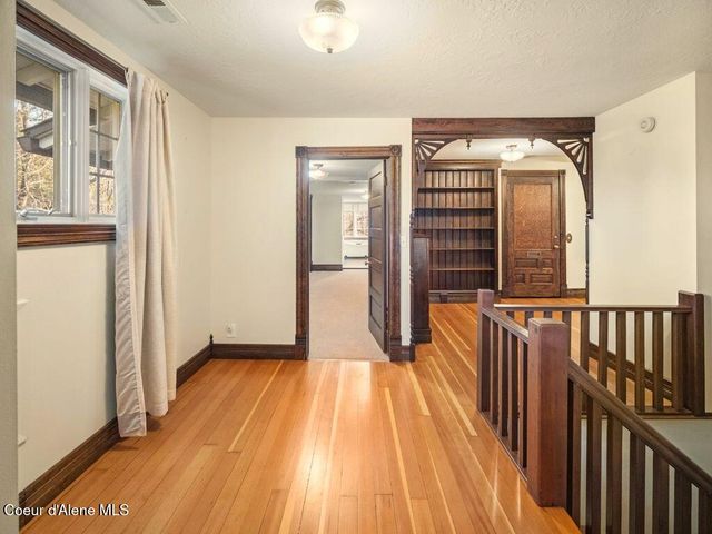 3351 W Lone Pine Rd, Tekoa, WA 99033