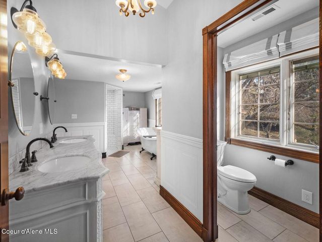 3351 W Lone Pine Rd, Tekoa, WA 99033