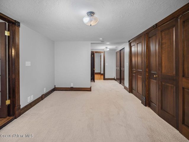 3351 W Lone Pine Rd, Tekoa, WA 99033