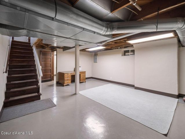 3351 W Lone Pine Rd, Tekoa, WA 99033