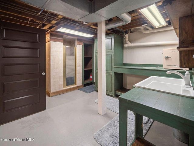 3351 W Lone Pine Rd, Tekoa, WA 99033