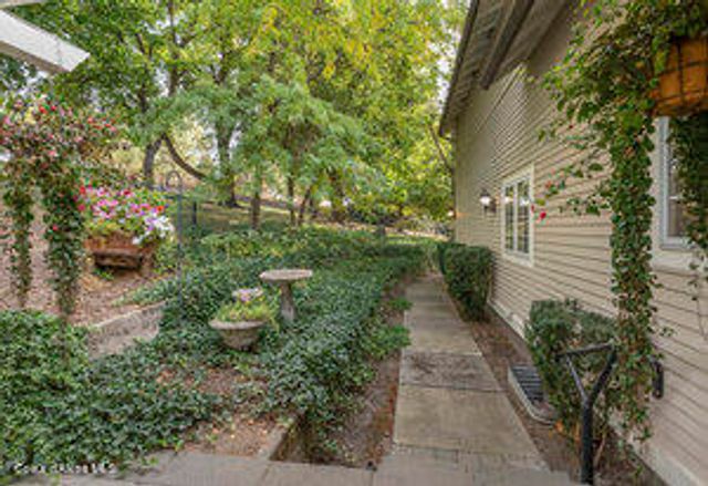 3351 W Lone Pine Rd, Tekoa, WA 99033