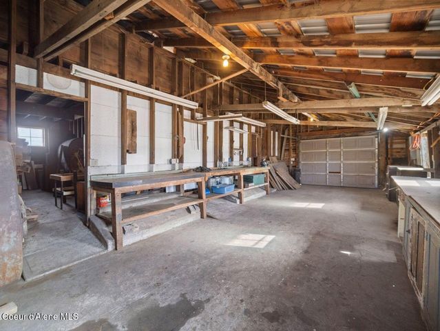 3351 W Lone Pine Rd, Tekoa, WA 99033