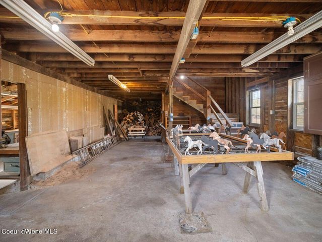 3351 W Lone Pine Rd, Tekoa, WA 99033