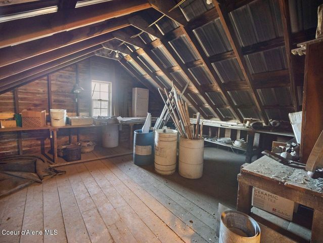 3351 W Lone Pine Rd, Tekoa, WA 99033