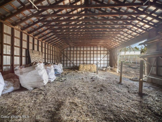 3351 W Lone Pine Rd, Tekoa, WA 99033