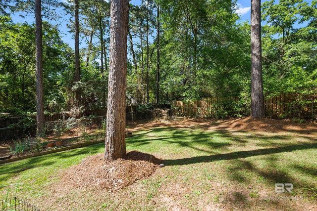 120 Dunbar Loop, Daphne, AL 36526