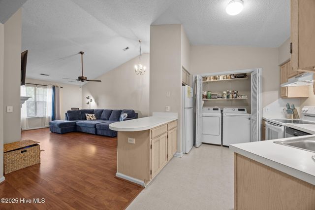 2936 Mulberry Lane E, Greenville, NC 27858