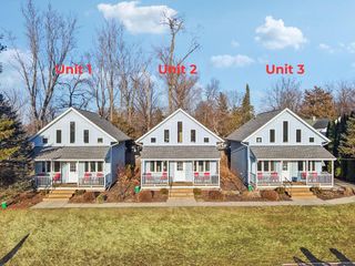 W9350 County Road V, Poynette, WI 53955