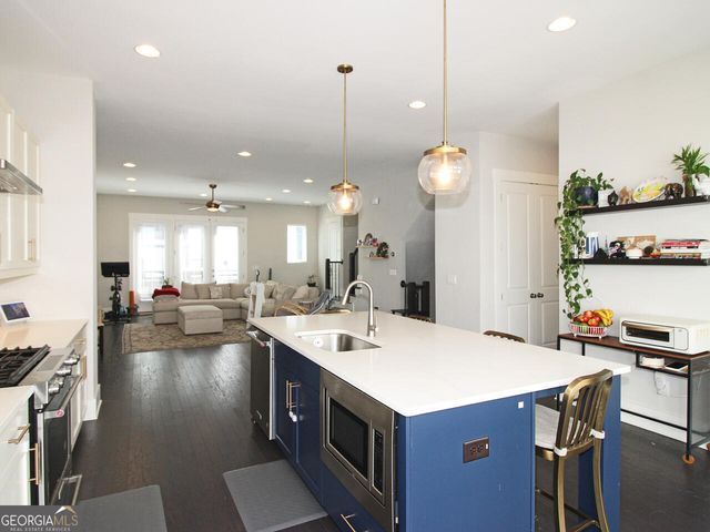 836 Winslow Way NW, Atlanta, GA 30318