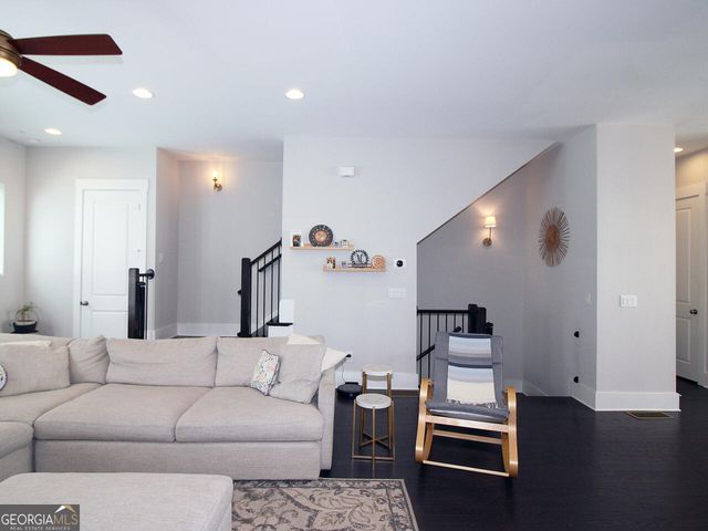 836 Winslow Way NW, Atlanta, GA 30318