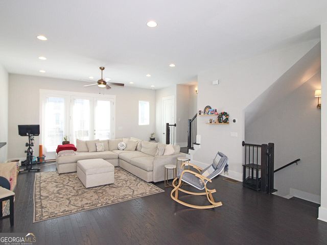 836 Winslow Way NW, Atlanta, GA 30318