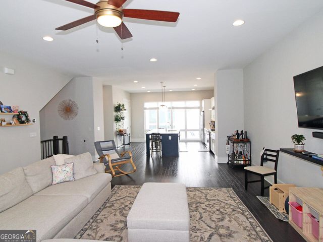 836 Winslow Way NW, Atlanta, GA 30318