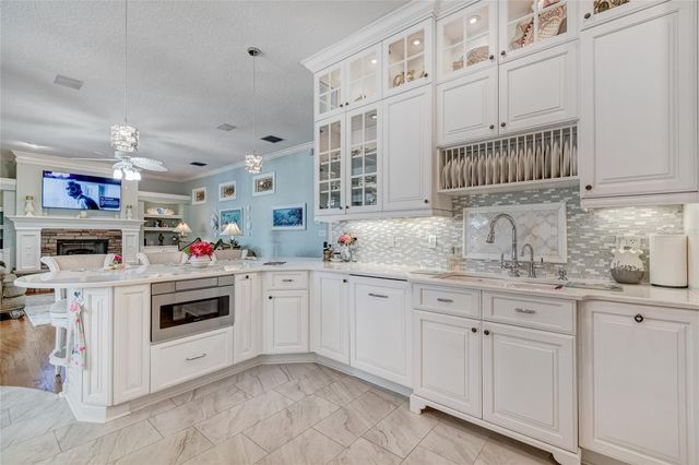 5851 CACHETTE DE RIVIERA COURT, New Port Richey, FL 34655
