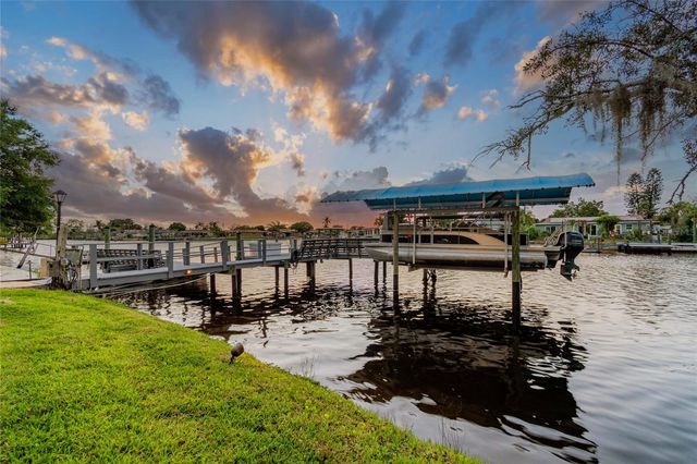 5851 CACHETTE DE RIVIERA COURT, New Port Richey, FL 34655