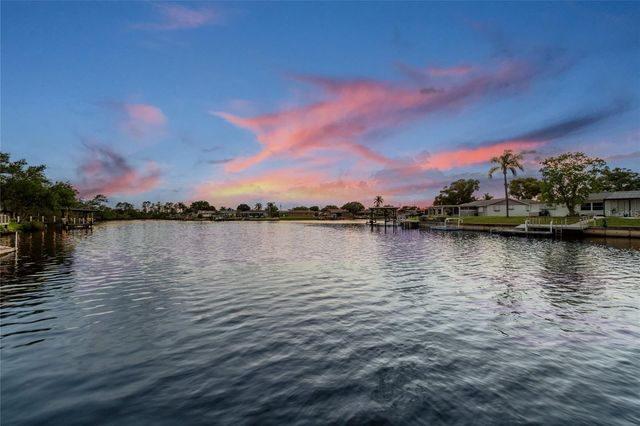 5851 CACHETTE DE RIVIERA COURT, New Port Richey, FL 34655