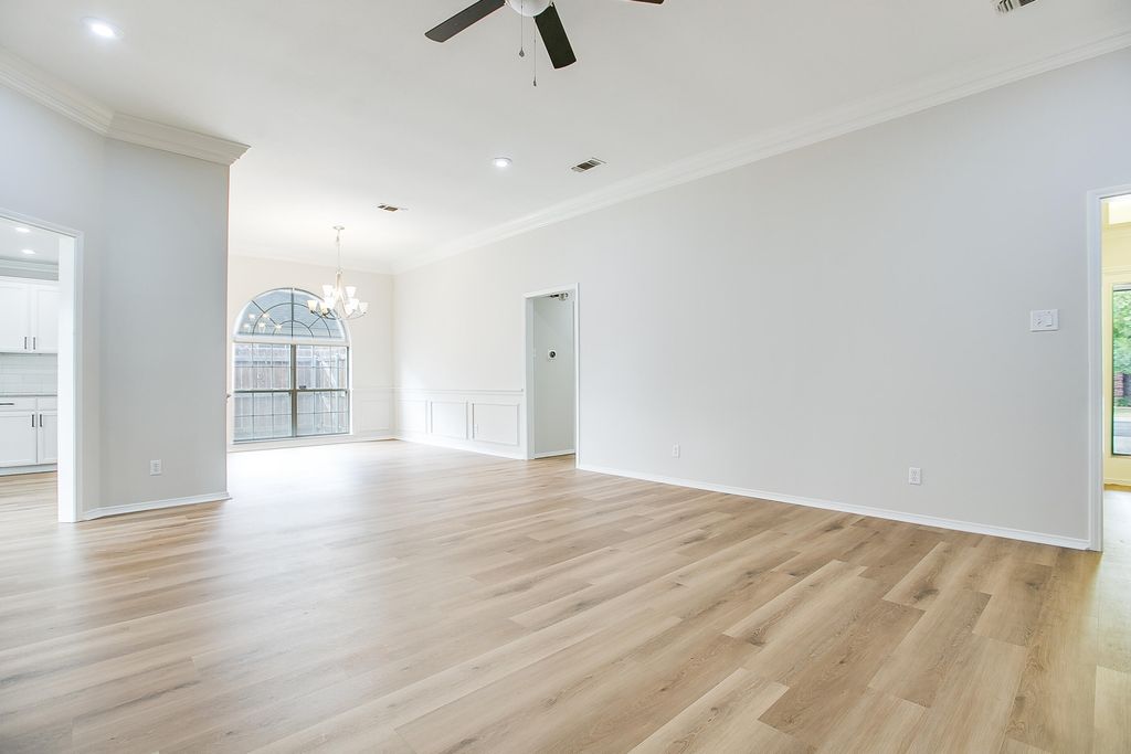 Image 10 of property listing at 3587 Shadyhill Drive, San Angelo, TX 76904