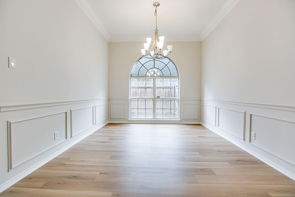 Image 11 of property listing at 3587 Shadyhill Drive, San Angelo, TX 76904