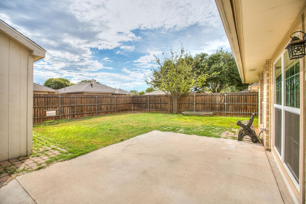 Image 30 of property listing at 3587 Shadyhill Drive, San Angelo, TX 76904