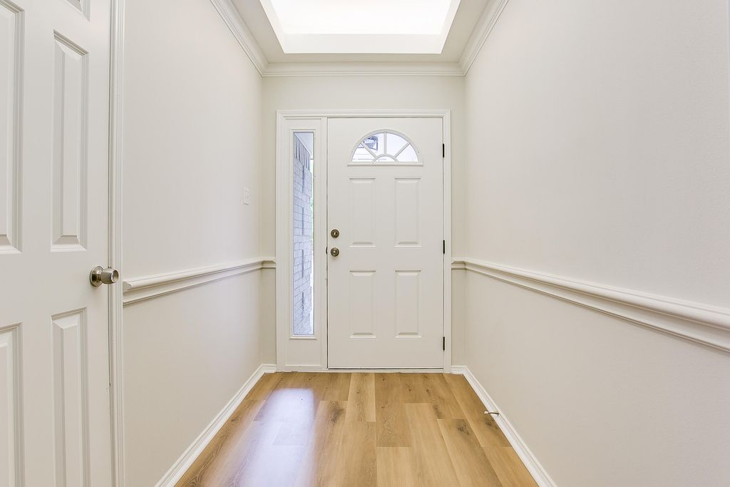 Image 6 of property listing at 3587 Shadyhill Drive, San Angelo, TX 76904