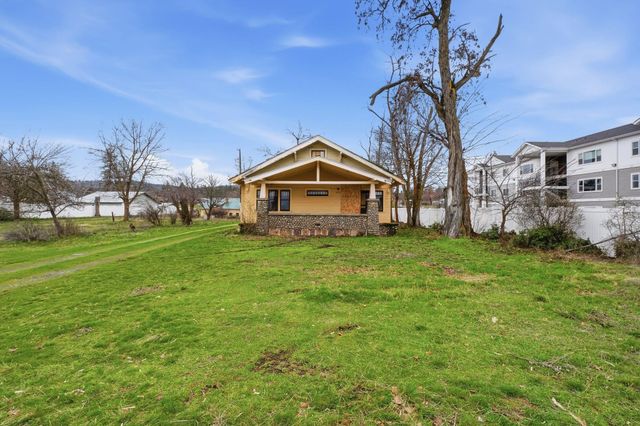 6524 E 4th Ave, Spokane Valley, WA 99212