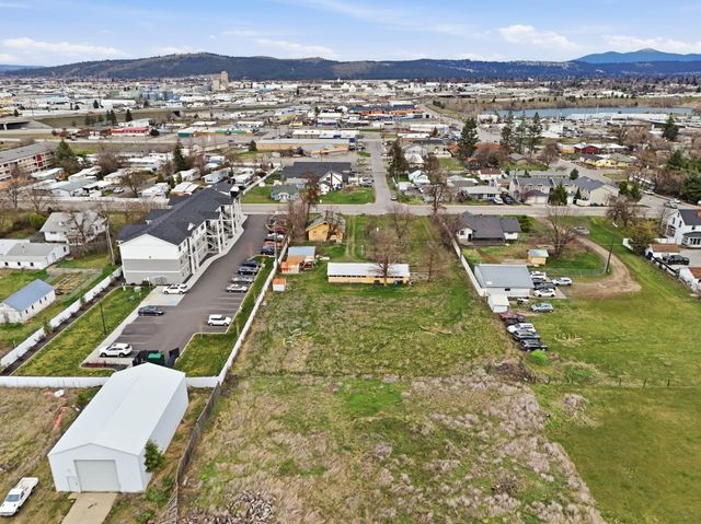 6524 E 4th Ave, Spokane Valley, WA 99212