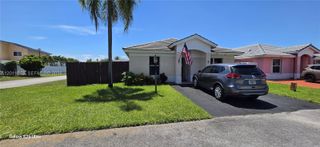 18516 NW 56th Ave, Miami Gardens, FL 33055