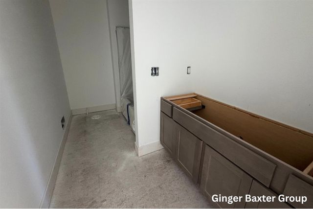 740 Greenbrier Court 58, Middleville, MI 49333