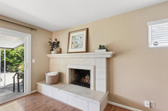4718 Brookfield Dr, Sacramento, CA 95823