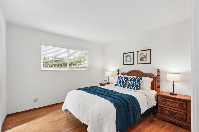 4718 Brookfield Dr, Sacramento, CA 95823