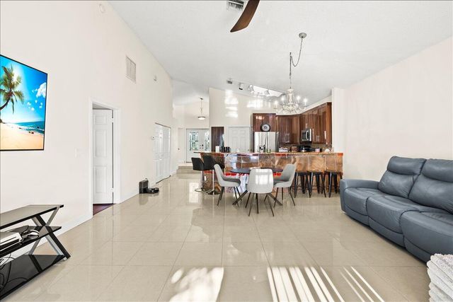 7705 Forest Green Lane, Boynton Beach, FL 33436
