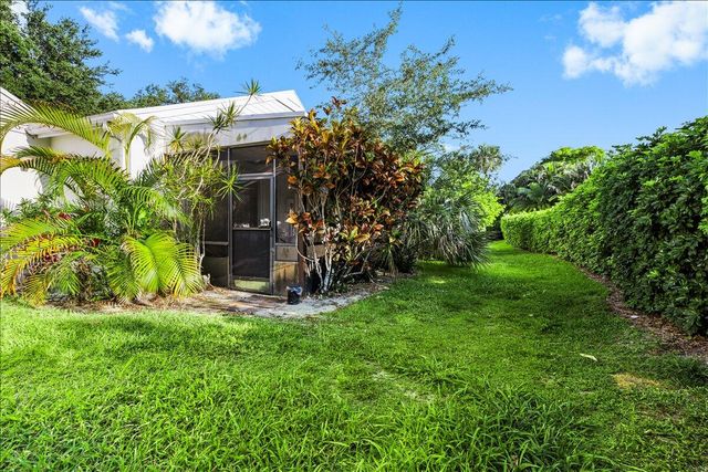 7705 Forest Green Lane, Boynton Beach, FL 33436