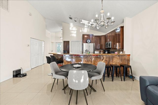 7705 Forest Green Lane, Boynton Beach, FL 33436