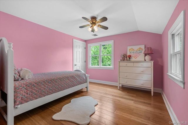 8 Walnut Place, Huntington, NY 11743