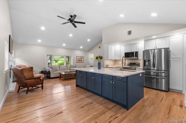 8 Walnut Place, Huntington, NY 11743