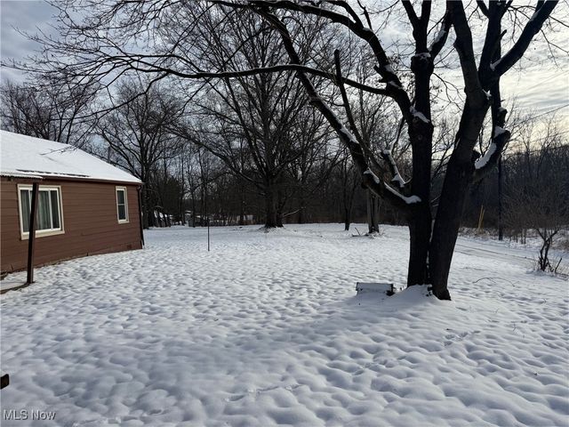 2160 Ingersoll Drive, Akron, OH 44320