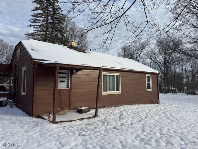 2160 Ingersoll Drive, Akron, OH 44320