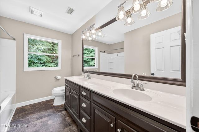1515 Little John Lane, Cookeville, TN 38501