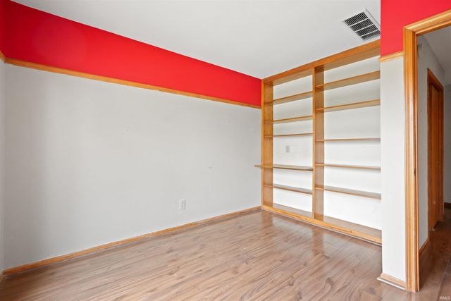 6304 BAYCHESTER Drive, Fort Wayne, IN 46815