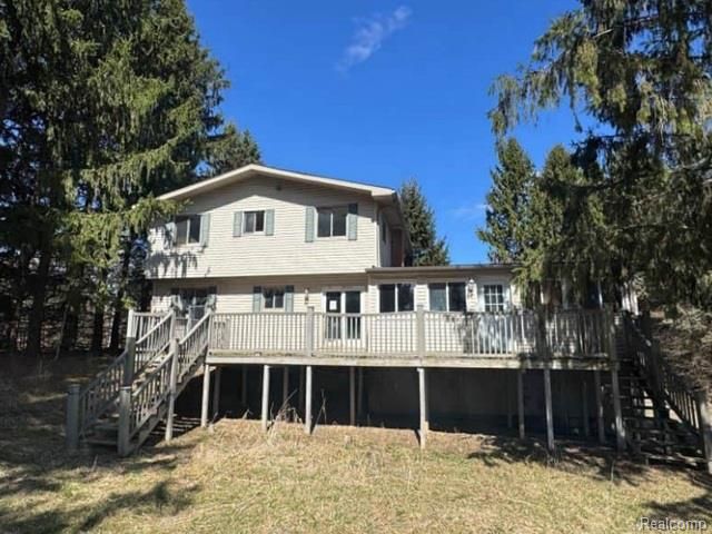8190 Faussett Road, Fenton, MI 48430