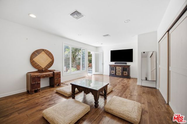 2065 Outpost Drive, Los Angeles, CA 90068