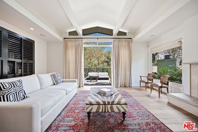 2065 Outpost Drive, Los Angeles, CA 90068