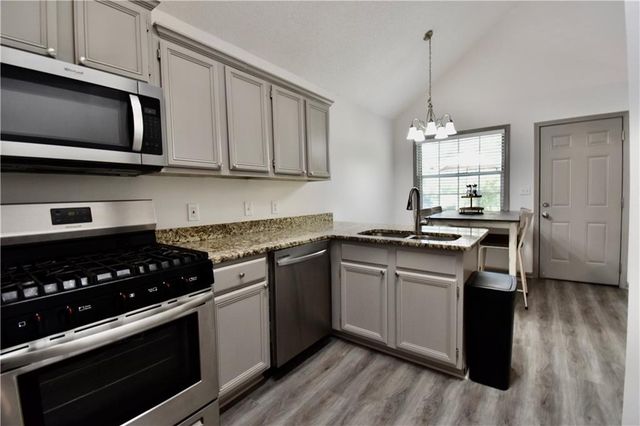 2582 Candler Way SW, Marietta, GA 30064