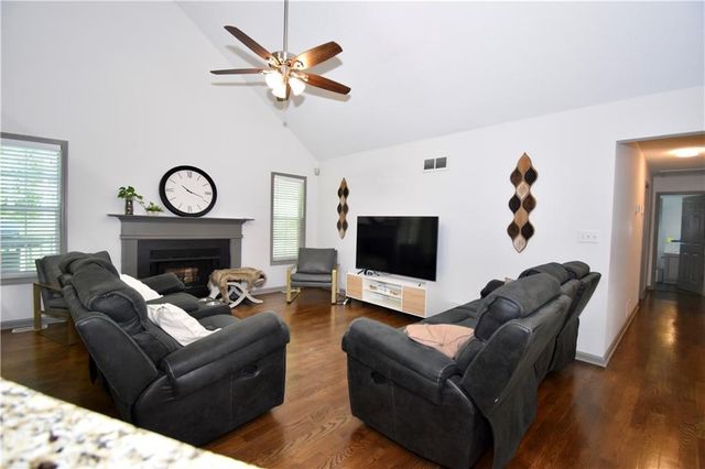 2582 Candler Way SW, Marietta, GA 30064