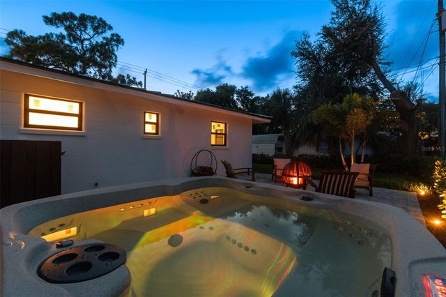 301 AURORA STREET E, Venice, FL 34285