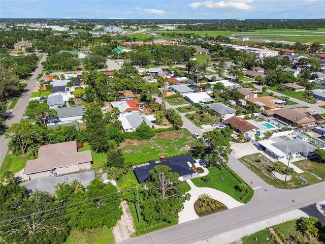 301 AURORA STREET E, Venice, FL 34285