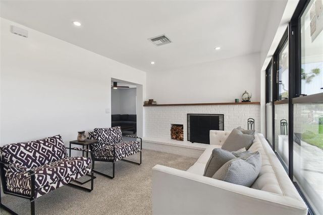 301 AURORA STREET E, Venice, FL 34285