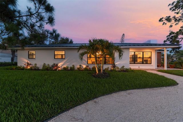 301 AURORA STREET E, Venice, FL 34285
