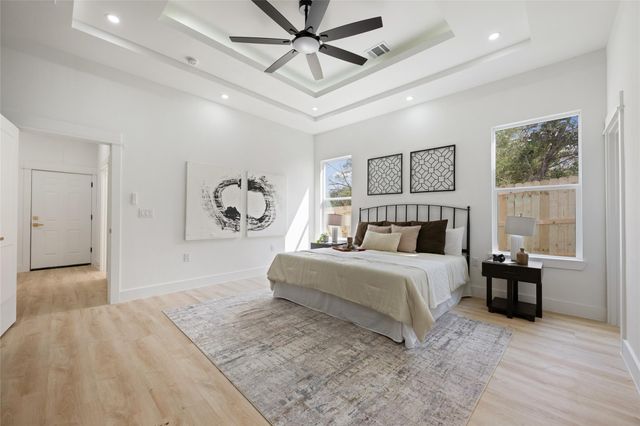 125 Hilea CT, Bastrop, TX 78602
